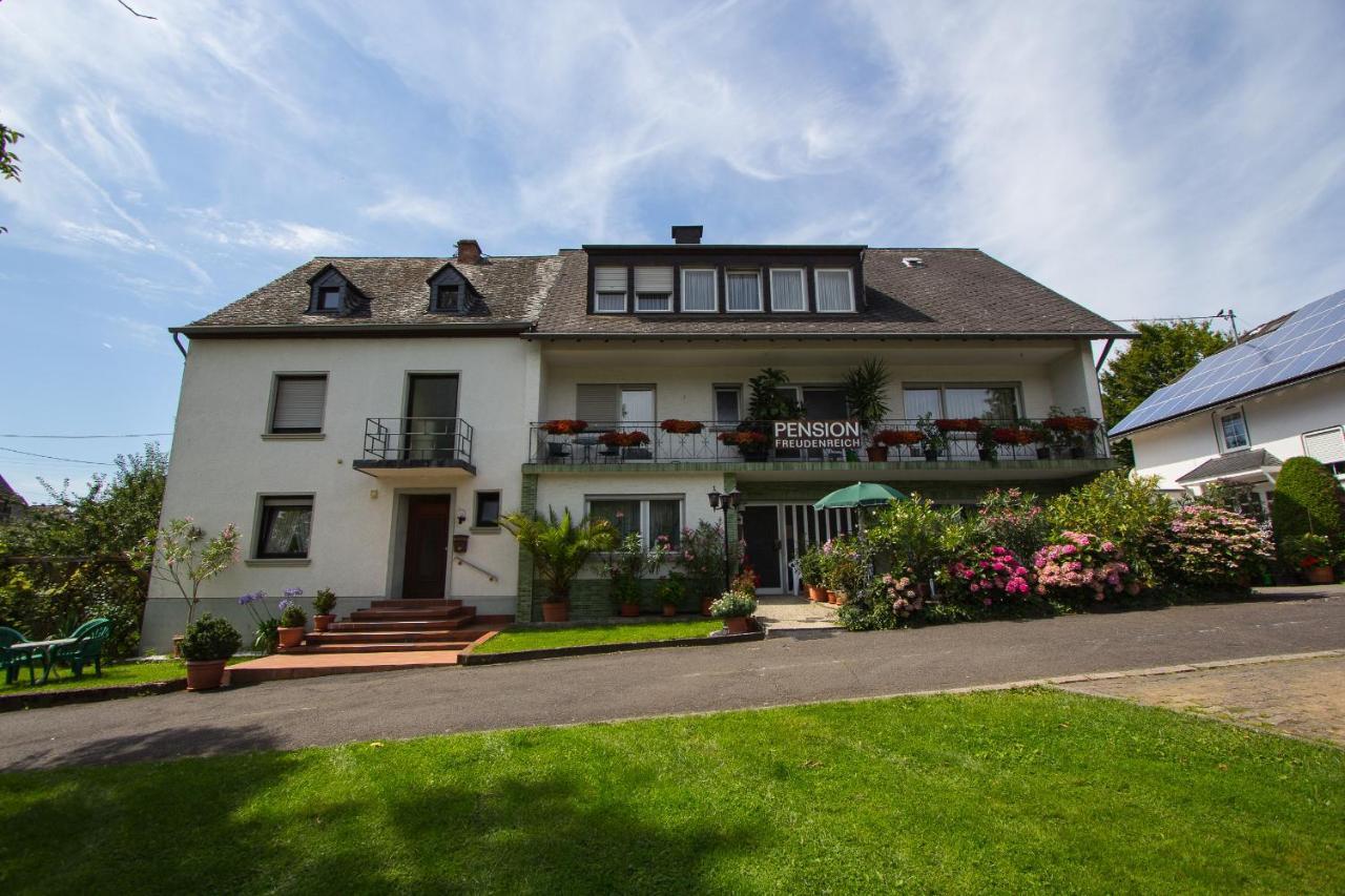 Ferienwohnung Moselnest Piesport Exteriör bild